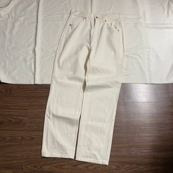 Pants - White High Rise Denim Pants